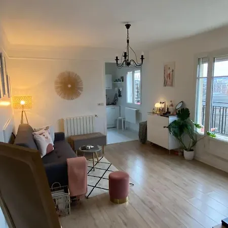 A 3 Min Du Parc Des Princes & Roland Garros Paris