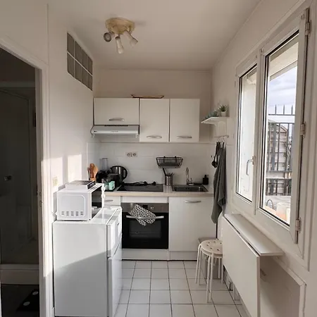 A 3 Min Du Parc Des Princes & Roland Garros Paris