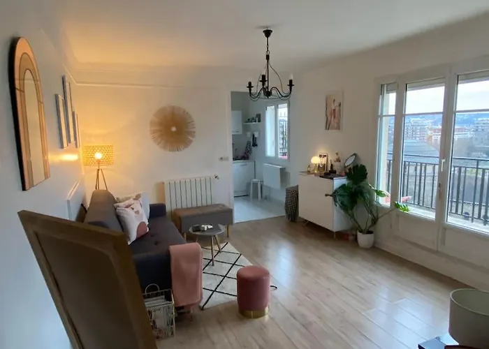 A 3 Min Du Parc Des Princes & Roland Garros Paris